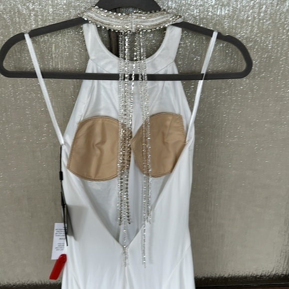 Mac Duggal BEADED HALTER JERSEY GOWN in white size 6. - Picture 8 of 10